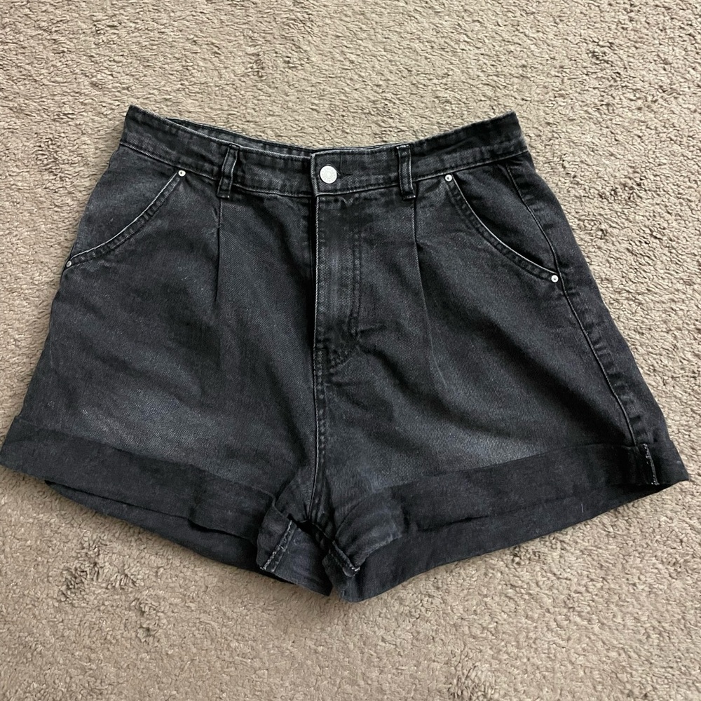 Arizona Jean Company Black Jean Shorts with Frayed Hem
